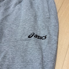 アシックス　スウェット　の画像
