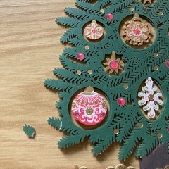 クリスマスカード　組み立てて、紙のクリスマスツリーとして飾って楽しめます　訳ありの画像