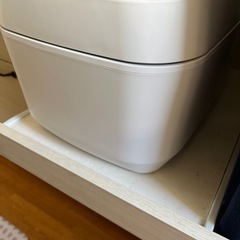 食器棚の画像