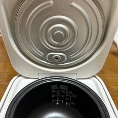 炊飯器の画像