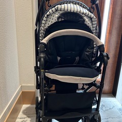 Combi ベビーカーの画像