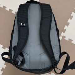 アンダーアーマー バッグパック 30L
の画像
