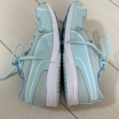 Puma 21.5cm 水色 シューズ　プーマ　靴　女の子の画像
