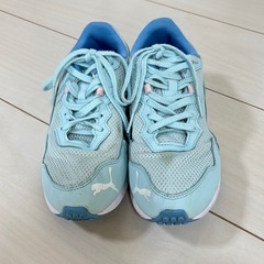Puma 21.5cm 水色 シューズ　プーマ　靴　女の子の画像