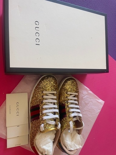 GUCCI