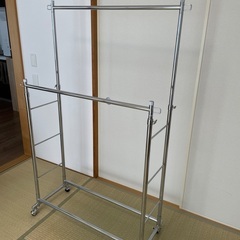 【美品】ハンガーラック　スチールの画像