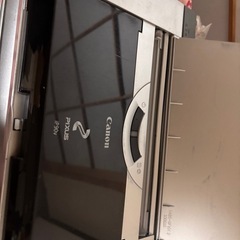 【決まりました】【Canon  iP90(ハンディUSBプリンタ)】外に出た時活用しようと思ってましたが出番がなく売ることにしました。インクは補充インクで代用出来ると思います。バッテリーが使用出来なくなっているかもしれませんが、車のバッテリー等外部電源で使用出来そうな気がします。研究用やレジャー用にいかがですか？の画像