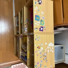 カラーボックス連結済み　本棚の画像