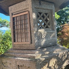 石灯籠 日本庭園の画像