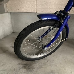 折りたたみ自転車の画像