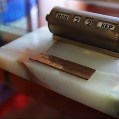卓上カレンダー　ペンホルダーの画像