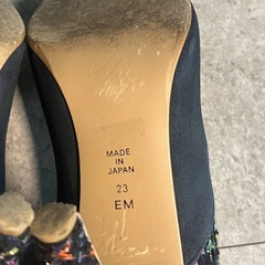 【極美品】DIANA 23cm ツイード　パンプス　ビジュー　ラウンドトゥの画像