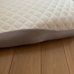 ニトリ　肩、首、背中を支える枕の画像