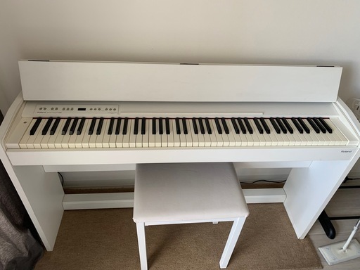 Roland F-130R 電子ピアノ