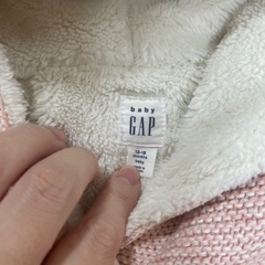 美品　ベビーGAP 80 アウター　上着　ふわふわ　もこもこの画像