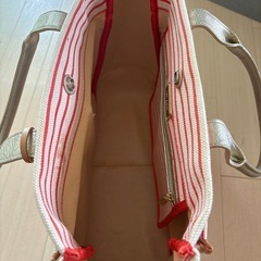 トリーバーチ　派手バッグの画像
