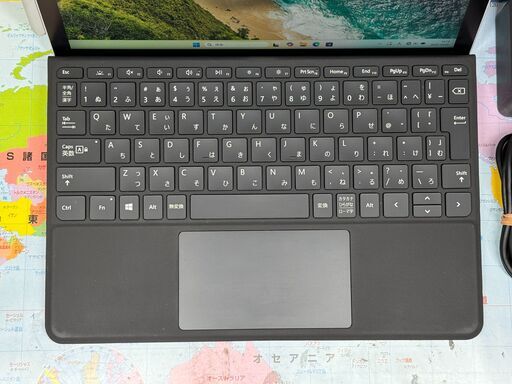JC0667　極美品 Surface Go 2 10.5型 ペン 8GB Office2024　コンパクト