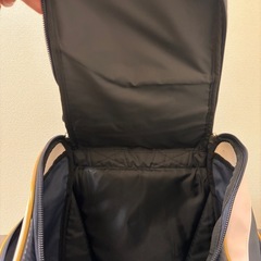DESCENTE バックパック ネイビー/イエローの画像