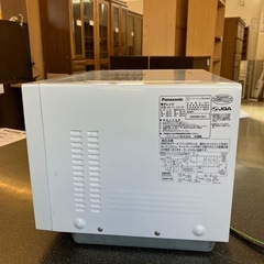 A2510-083 Panasonic 電子レンジ NE-FL100-W ホワイト 2020年製 フラット庫内 使用感キズ汚れ有り の画像
