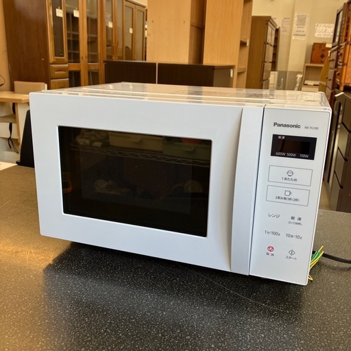 A2510-083 Panasonic 電子レンジ NE-FL100-W ホワイト 2020年製 フラット庫内 使用感キズ汚れ有り
