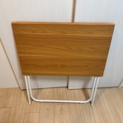 ニトリ 折りたたみテーブルの画像
