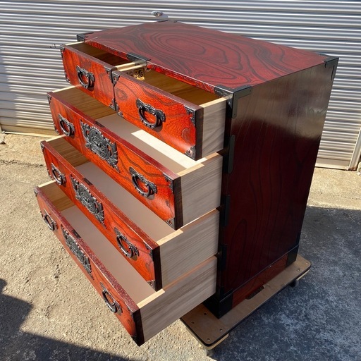 M0927710K 仙台民芸箪笥 漆塗り車箪笥 昭和レトロ 和箪笥 時代箪笥 民芸箪笥 民藝家具 民芸家具  中古品 現状品