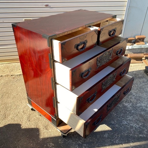 M0927710K 仙台民芸箪笥 漆塗り車箪笥 昭和レトロ 和箪笥 時代箪笥 民芸箪笥 民藝家具 民芸家具  中古品 現状品