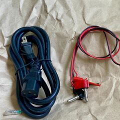CVCC電源（0～30V, 0～5A）の画像