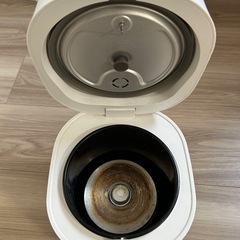一人暮らしに最適！　2合炊飯器の画像