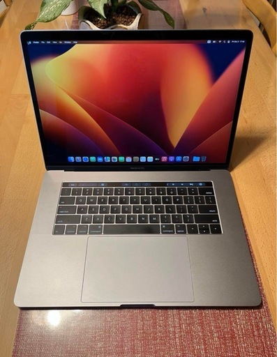 Apple MacBook Pro 15インチ 1TB スペースグレー 【最終値下げ　早い者勝ち】