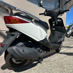 【格安•頑丈です！】YAMAHA アクシストリート125 SE53J ホワイト【2人乗りOK】の画像