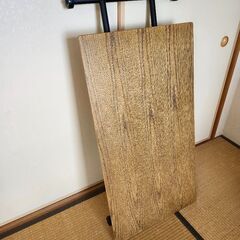 昇降式テーブルですの画像