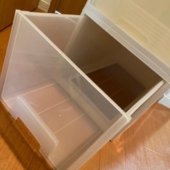 衣装ケース×2(1部破損あり)の画像