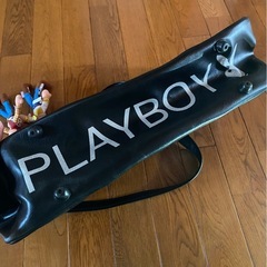 スクールバッグ  PLAYBOY 黒  キーホルダー付の画像