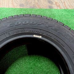 185/70/13冬2014年製造グッドイヤー　#697の画像