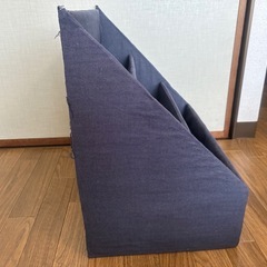 引き取り限定　ハンドメイド　絵本棚の画像