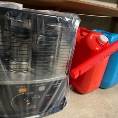 【取引先決定済み 】【交渉中】石油ストーブと石油タンクの画像