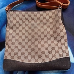 GUCCIショルダーの画像