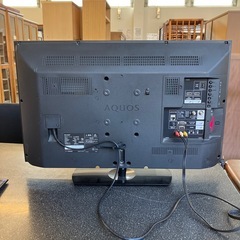A2510-085 SHARP AQUA 液晶カラーテレビ 32インチ リモコン付き 2016年製 動作確認済み キズ汚れ有りの画像