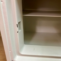 お話し中　
小型耐火金庫　差し上げます 　の画像