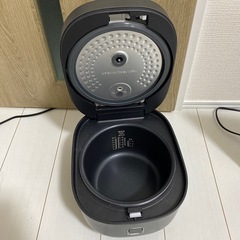 山善炊飯器　5.5合炊きの画像