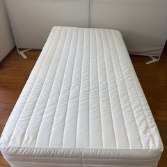 激安美品無印 高密度ポケットコイルマットレス 脚付き　マットカバー洗濯済み　中古品の画像