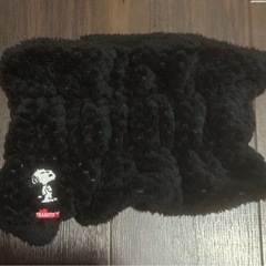 スヌーピー ネックウォーマー ブラック PEANUTSの画像