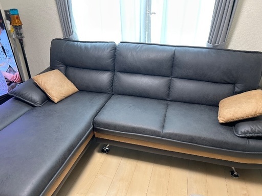 右カウチソファ