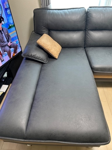 右カウチソファ