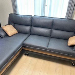 右カウチソファの画像