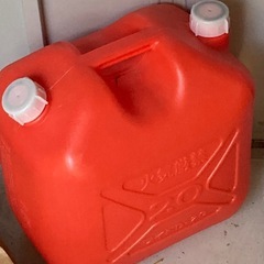 ファンヒーターと灯油缶セットの画像