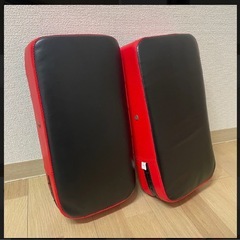 【送料無料】キックミット2個セットの画像