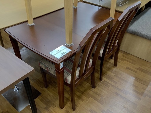 90分の無料軽トラック貸出サービス！マルニ木工 ダイニング3点セット