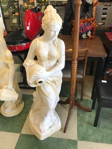 ジャングルジャングル貝塚店　彫刻　石像　人形　インテリア　置物　貝塚市　二色浜　リサイクルショップ